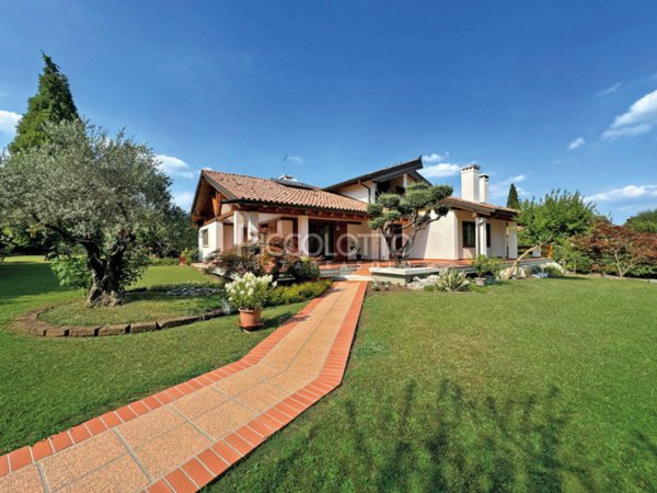 casa indipendente in vendita ad Asolo in zona Pagnano