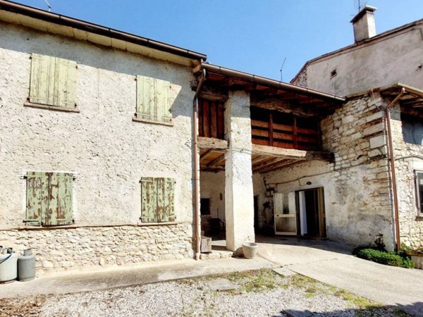 casa indipendente in vendita a Borso del Grappa
