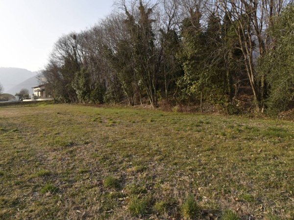 terreno edificabile in vendita a Borso del Grappa in zona Semonzo