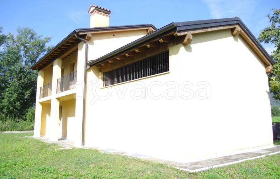 casa indipendente in vendita a Borso del Grappa