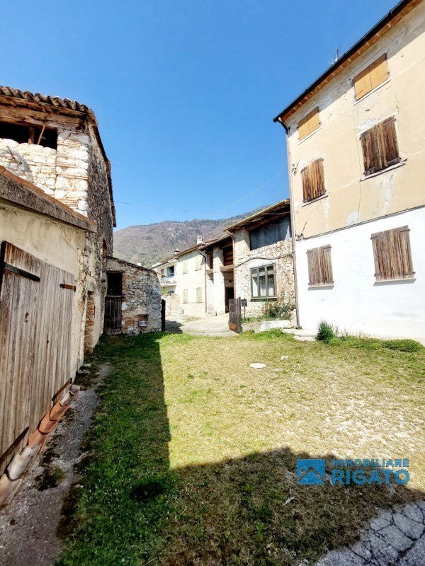casa indipendente in vendita a Borso del Grappa