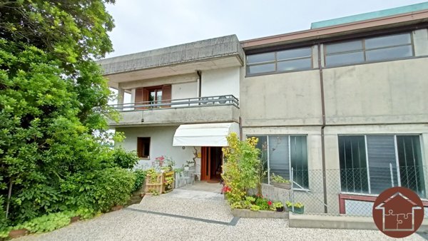 locale di sgombero in vendita a Borso del Grappa