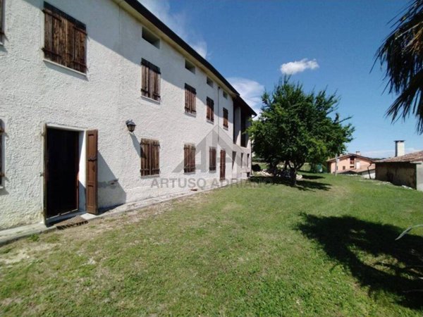 casa indipendente in vendita a Borso del Grappa