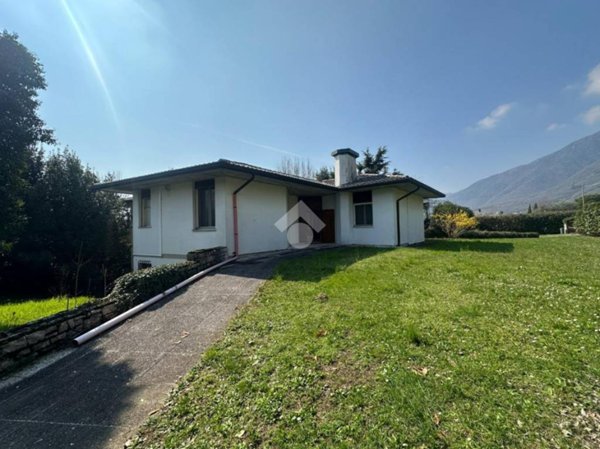 casa indipendente in vendita a Borso del Grappa