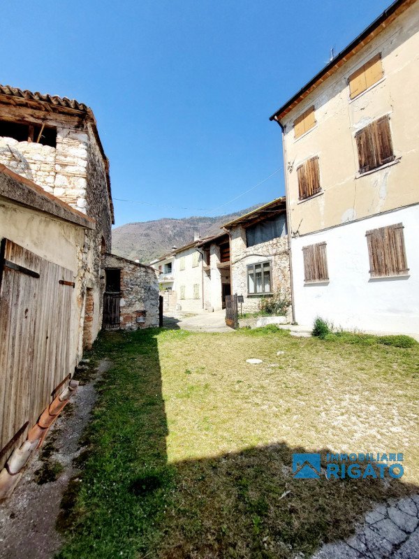 casa indipendente in vendita a Borso del Grappa