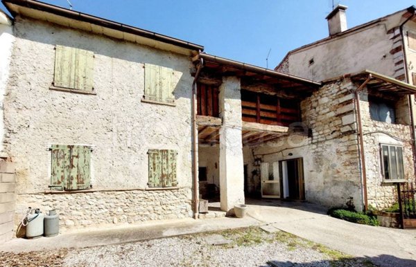 casa indipendente in vendita a Borso del Grappa