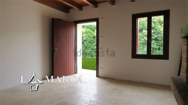 casa indipendente in vendita a Borso del Grappa