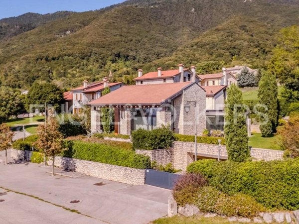 casa indipendente in vendita a Borso del Grappa