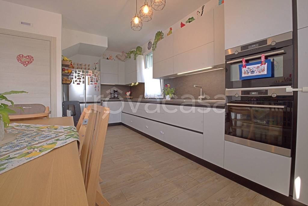 casa indipendente in vendita a Borso del Grappa