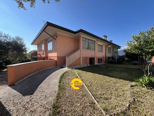 casa indipendente in vendita a Borso del Grappa