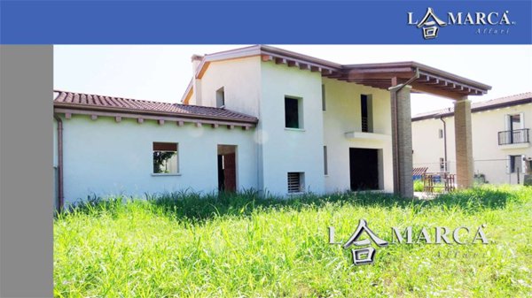 casa indipendente in vendita a Borso del Grappa in zona Semonzo