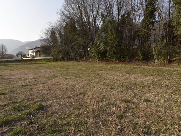 terreno edificabile in vendita a Borso del Grappa in zona Semonzo