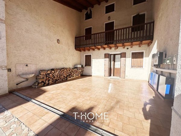 casa indipendente in vendita a Borso del Grappa