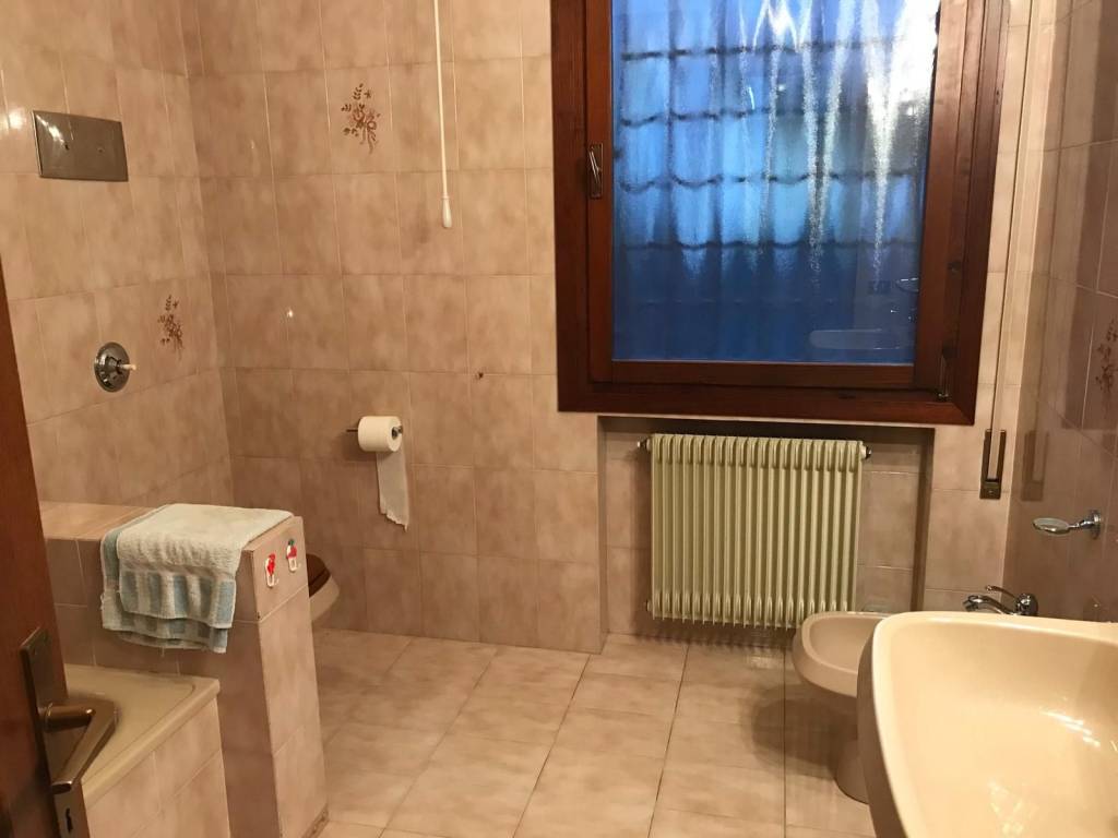 ufficio in vendita a Borso del Grappa