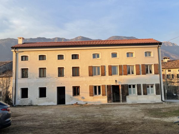 casa indipendente in vendita a Borso del Grappa