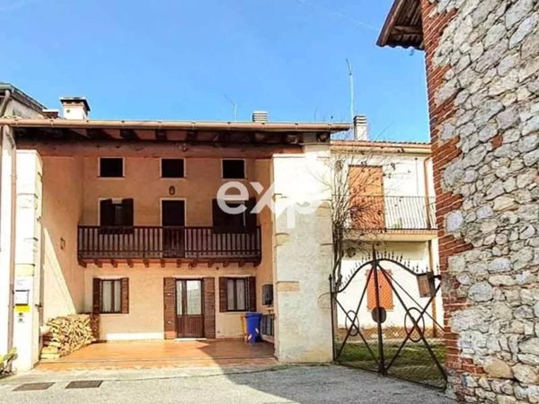 casa indipendente in vendita a Borso del Grappa