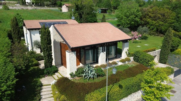 casa indipendente in vendita a Borso del Grappa