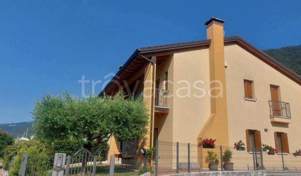 casa indipendente in vendita a Borso del Grappa