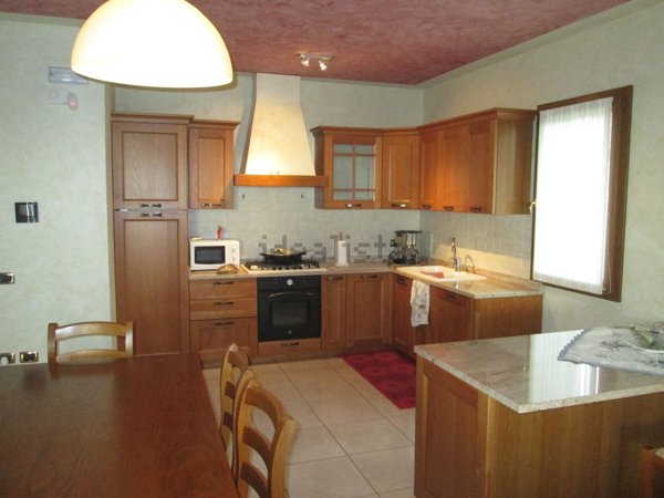 casa indipendente in vendita a Borso del Grappa