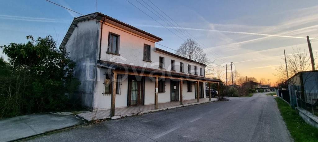 negozio in vendita a Breda di Piave