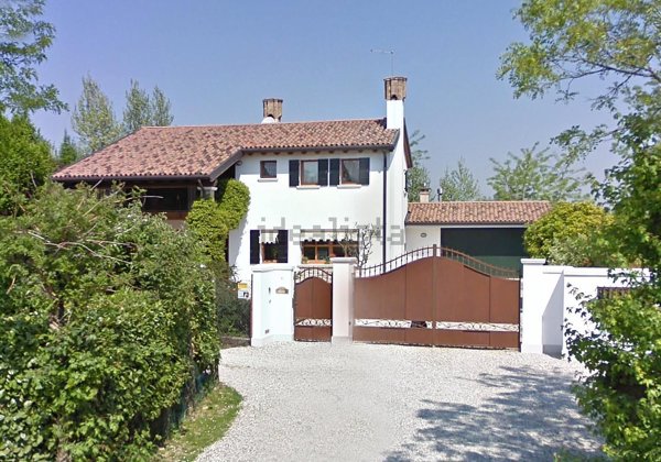 casa indipendente in vendita a Breda di Piave in zona Pero