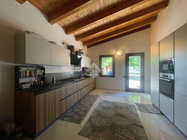 casa indipendente in vendita a Breda di Piave in zona Pero