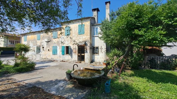 casa indipendente in vendita a Breda di Piave in zona Pero