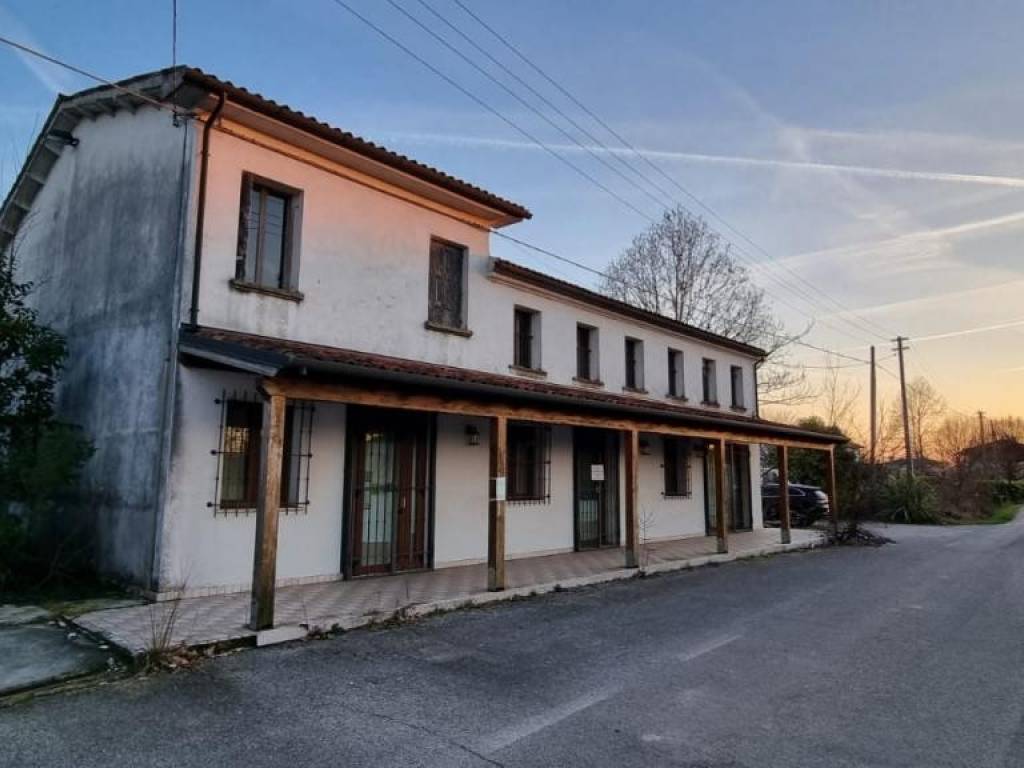 negozio in vendita a Breda di Piave