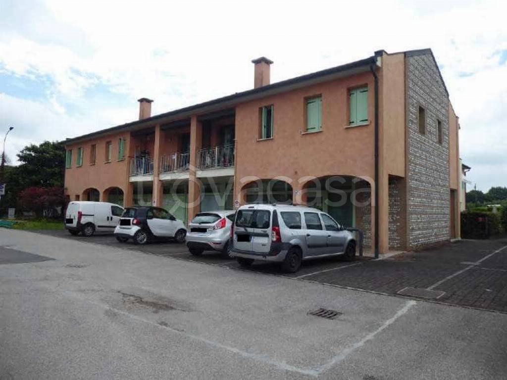 negozio in vendita a Breda di Piave