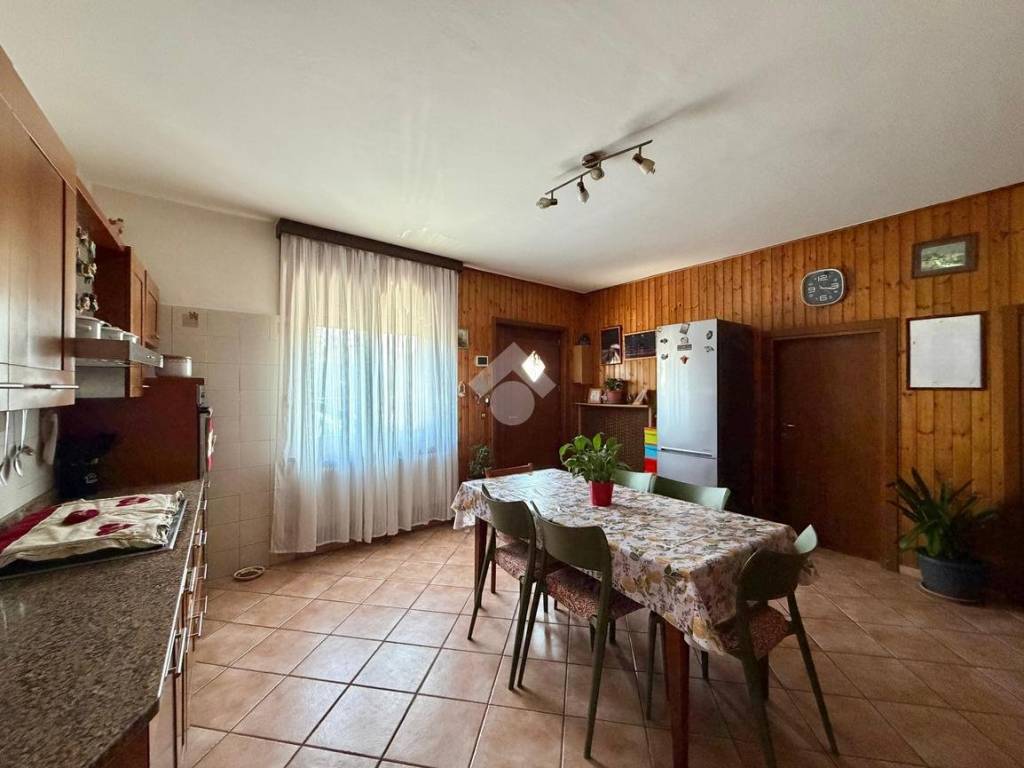 casa indipendente in vendita a Breda di Piave in zona Vacil