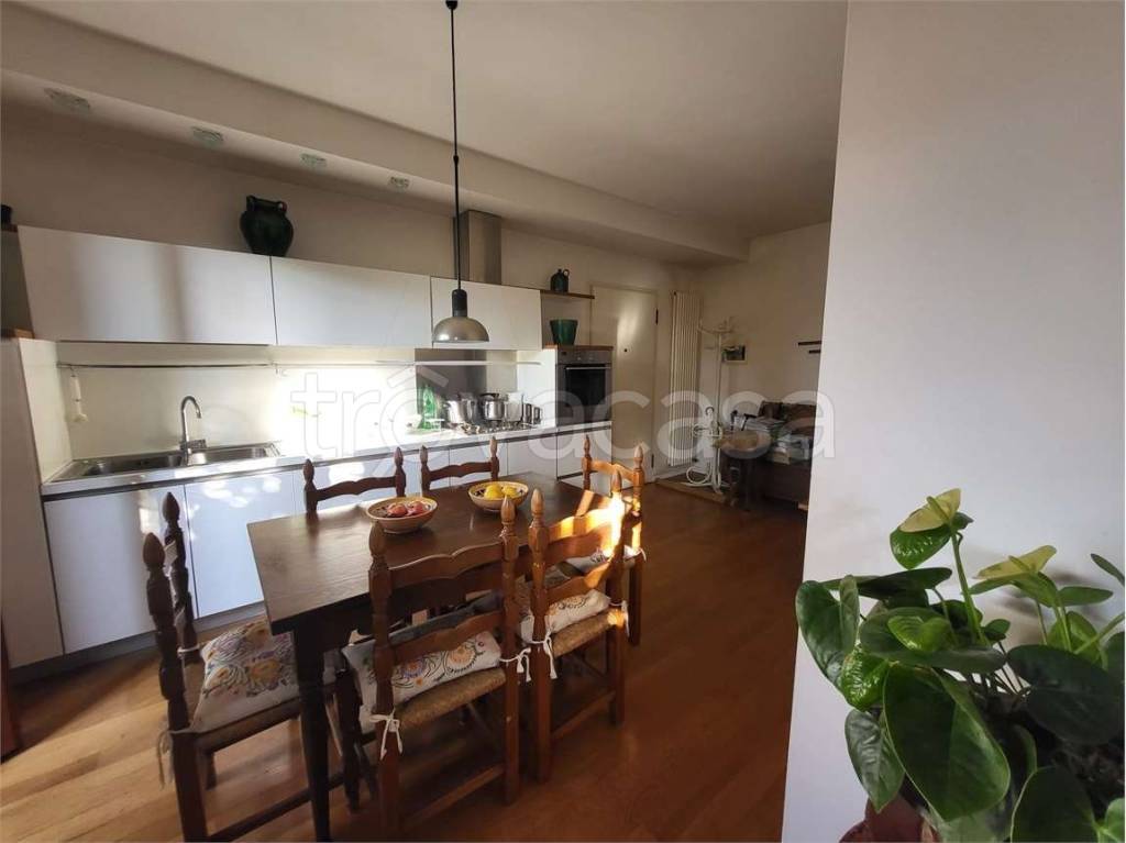 appartamento in vendita a Caerano di San Marco