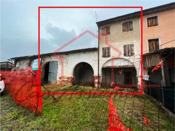 casa indipendente in vendita a Caerano di San Marco