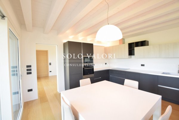 casa indipendente in vendita a Caerano di San Marco