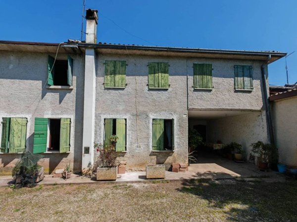 casa indipendente in vendita a Caerano di San Marco