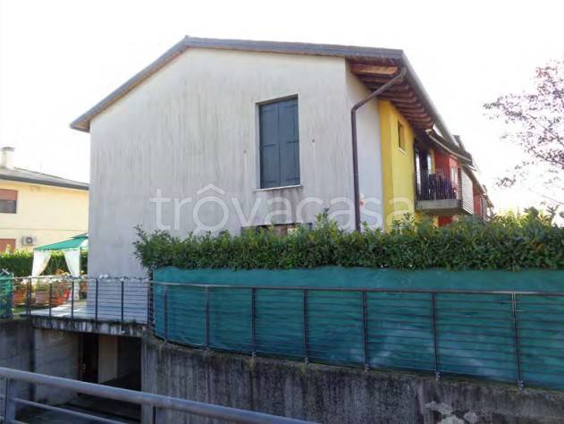 appartamento in vendita a Caerano di San Marco