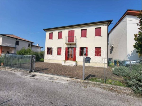 casa indipendente in vendita a Caerano di San Marco