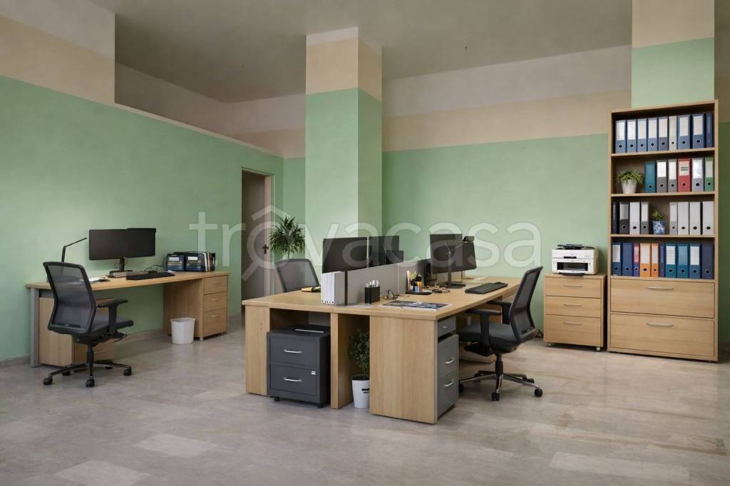 negozio in vendita a Caerano di San Marco