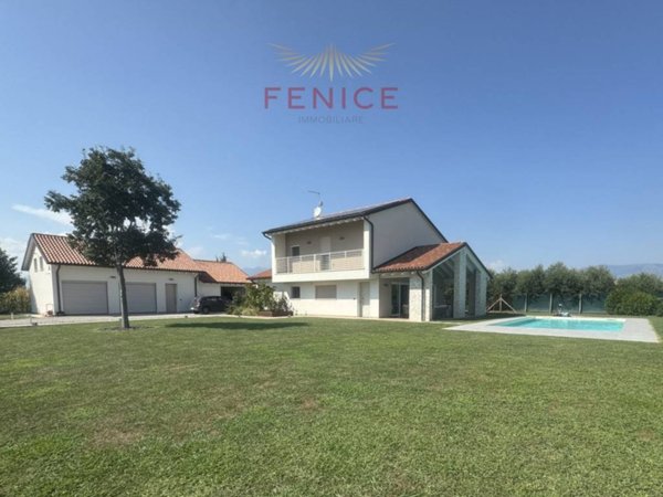 casa indipendente in vendita a Caerano di San Marco