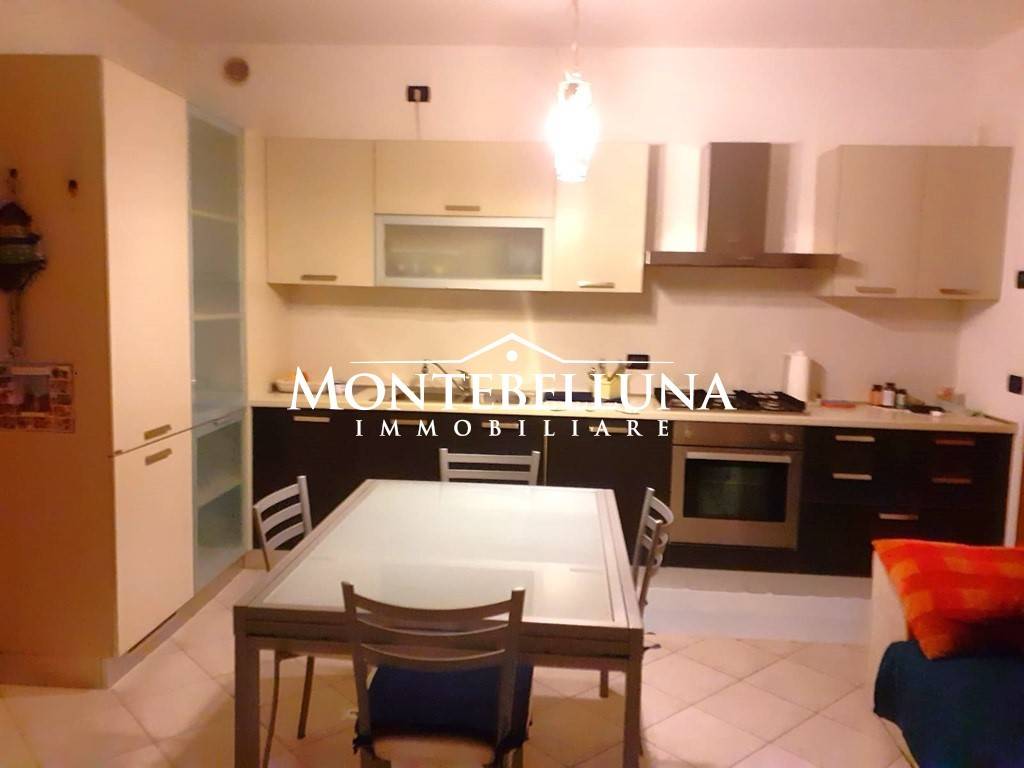 appartamento in vendita a Caerano di San Marco