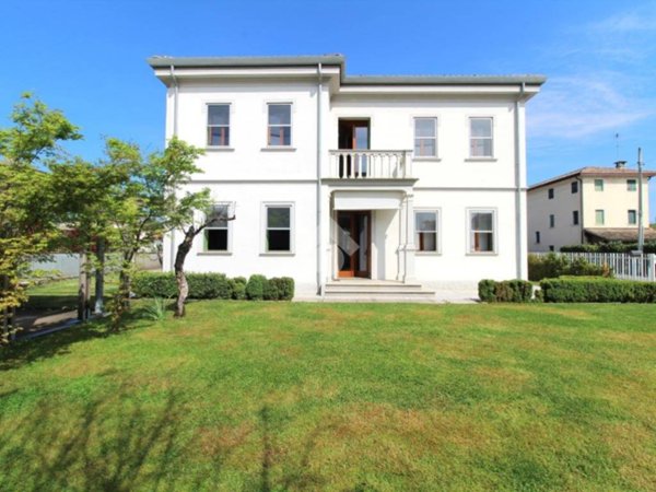 casa indipendente in vendita a Caerano di San Marco