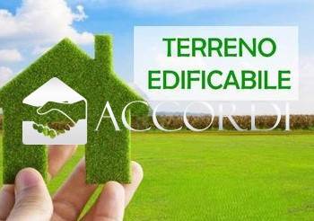 terreno edificabile in vendita a Caerano di San Marco