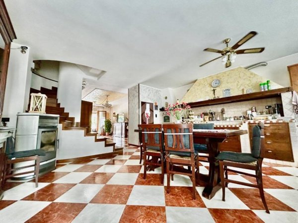 casa indipendente in vendita a Caerano di San Marco