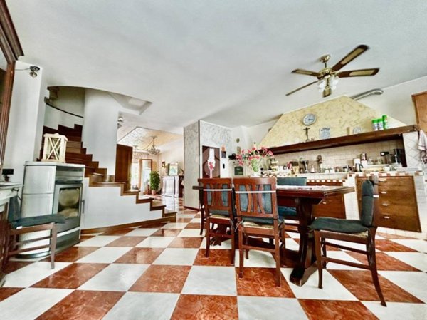 casa indipendente in vendita a Caerano di San Marco