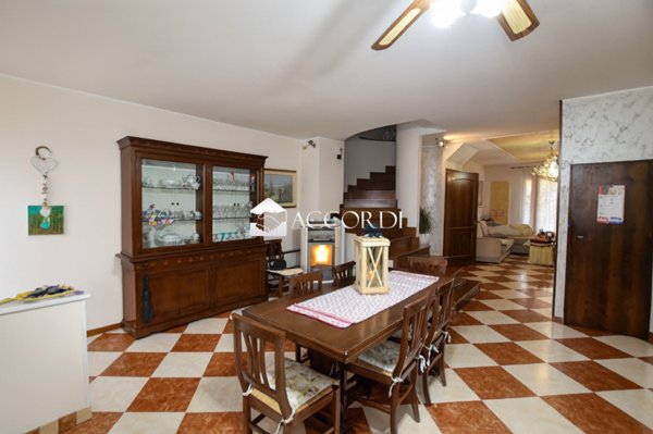 casa indipendente in vendita a Caerano di San Marco