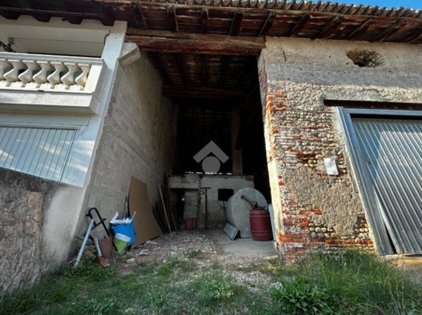 casa indipendente in vendita a Caerano di San Marco