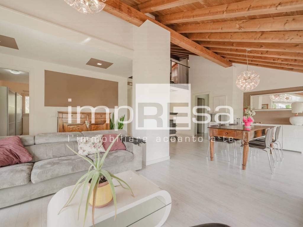 casa indipendente in vendita a Cappella Maggiore