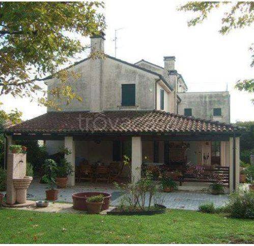 casa indipendente in vendita a Cappella Maggiore