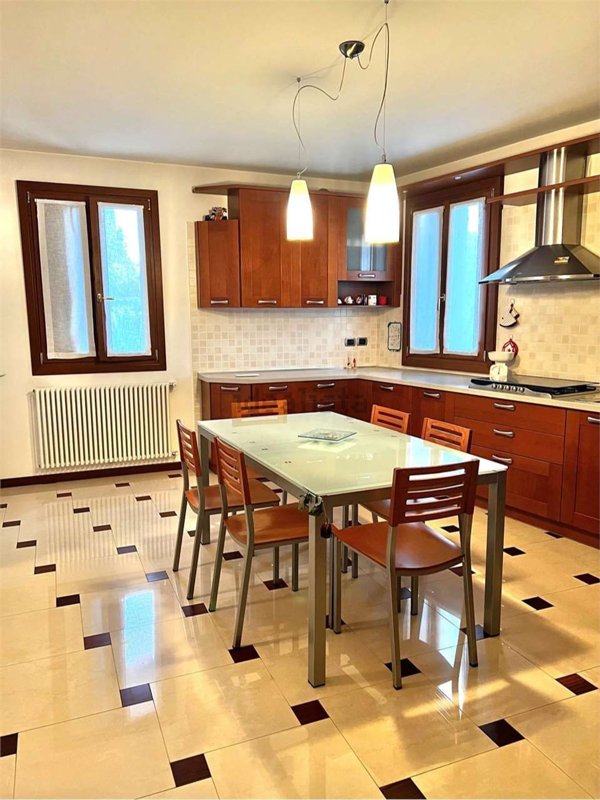 appartamento in vendita a Cappella Maggiore