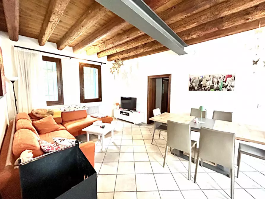 casa indipendente in vendita a Cappella Maggiore