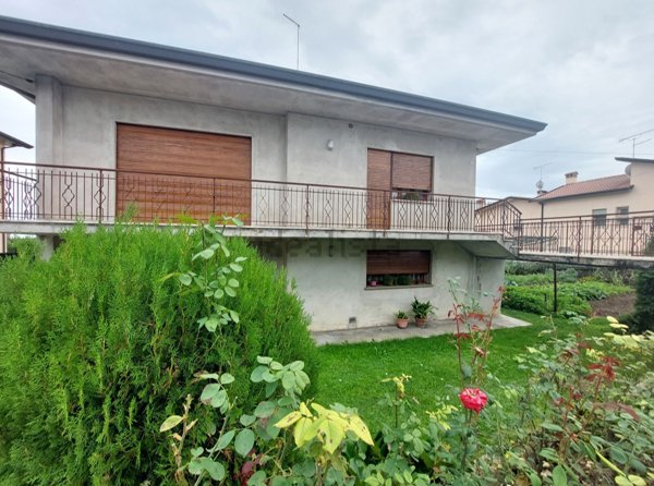 casa indipendente in vendita a Cappella Maggiore